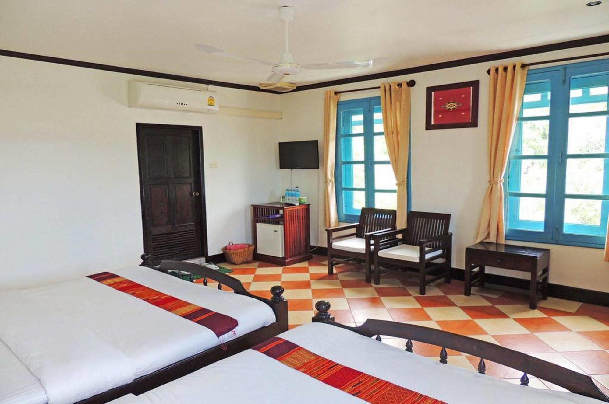 Luang Prabang Hotel Екстер'єр фото